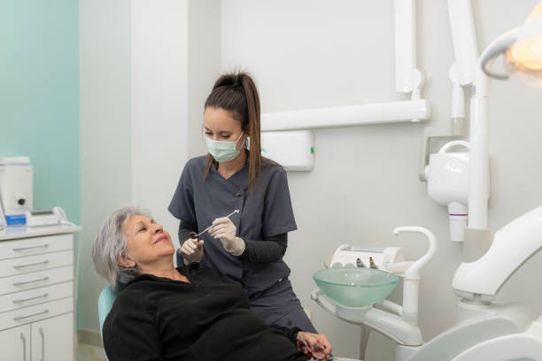 Best Emergency Root Canal Treatment in Knollwood, IL